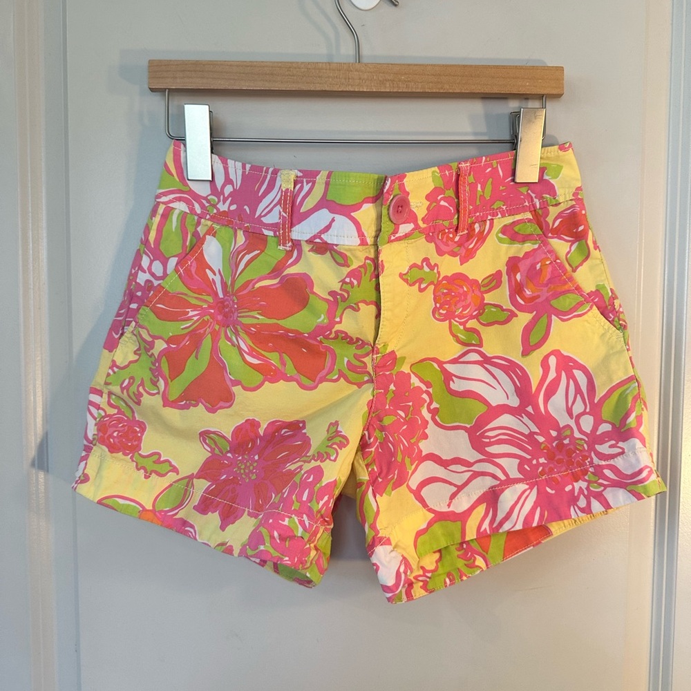 Lilly Pulitzer Yellow & Pink Cotton Chino Shorts, Size 6